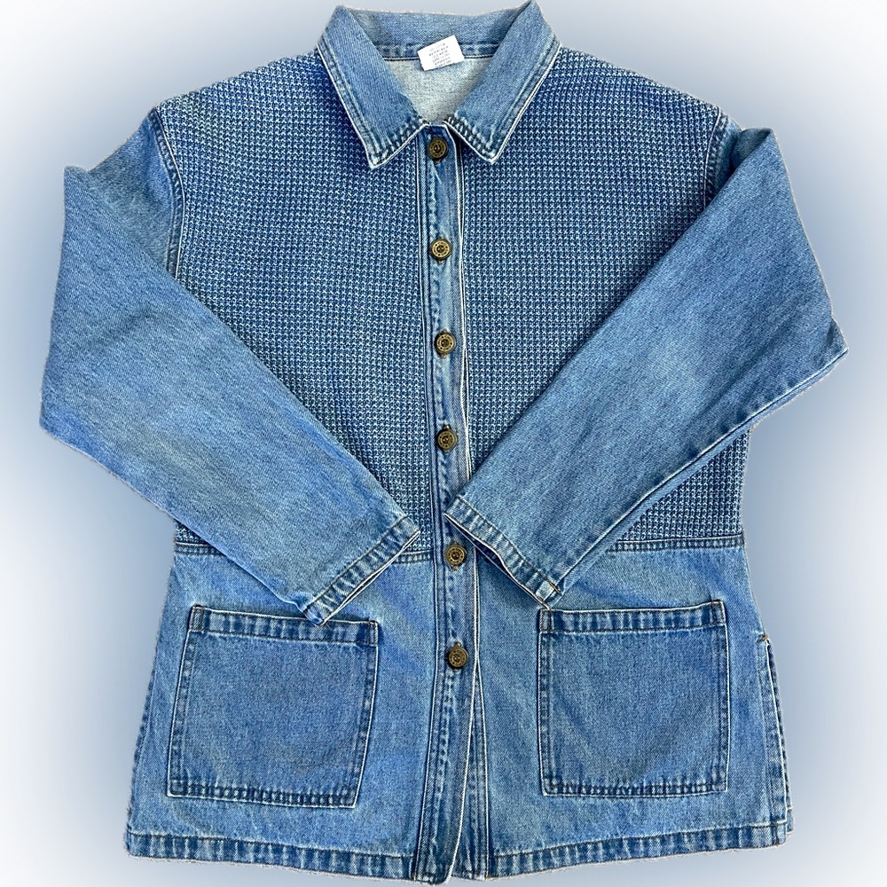 Women’s denim button up shirt jacket